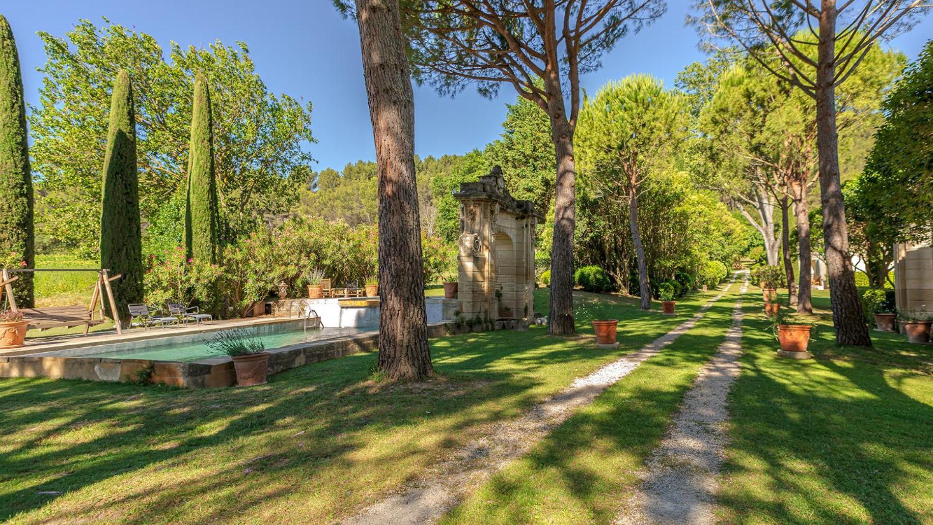 Chateau Talaud Loriol-du-Comtat Εξωτερικό φωτογραφία